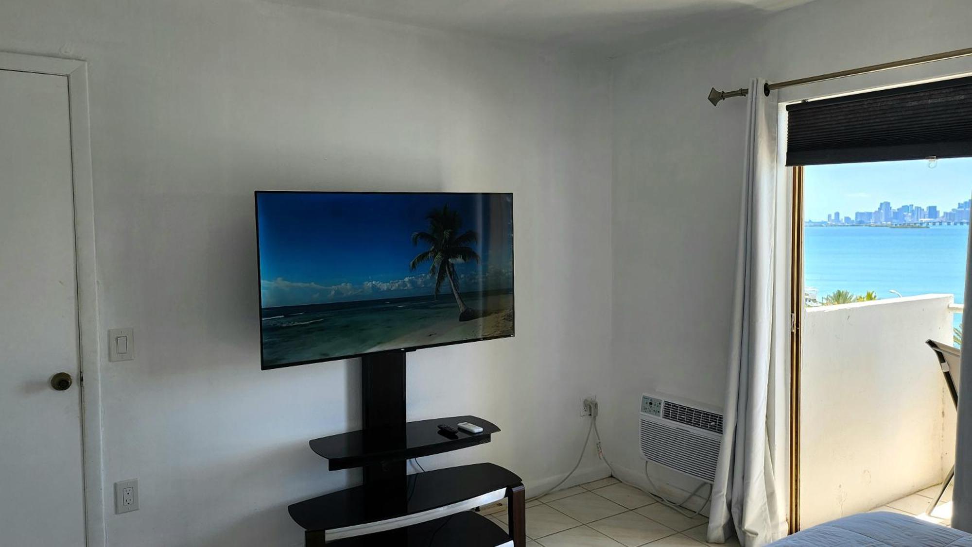 Bayfront Apartment Breathtaking Views- One Bedroom W Balcony- Living Room -Free Parking Miami Beach Buitenkant foto