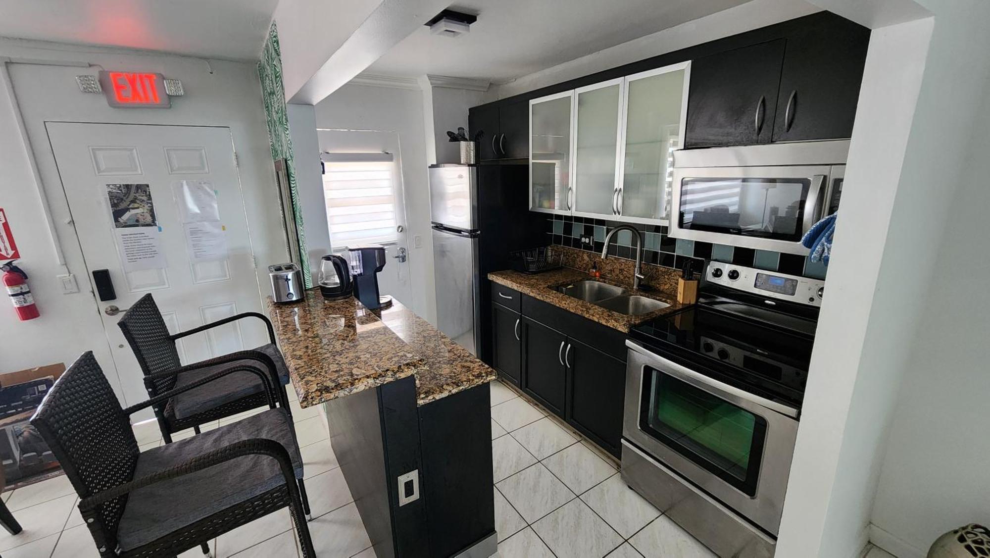 Bayfront Apartment Breathtaking Views- One Bedroom W Balcony- Living Room -Free Parking Miami Beach Buitenkant foto